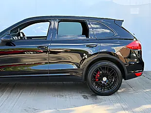Used 2014 Porsche Cayenne S Black - Interior and Exterior details 17