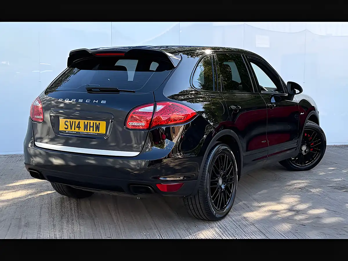 Used 2014 Porsche Cayenne S Black - Interior and Exterior details 9
