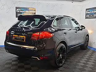 Used 2014 Porsche Cayenne Tiptronic 4WD Black - Interior and Exterior details 8