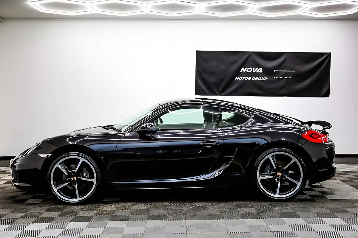 Used 2014 Porsche Cayman 981 Coupe Black - Interior and Exterior details 6