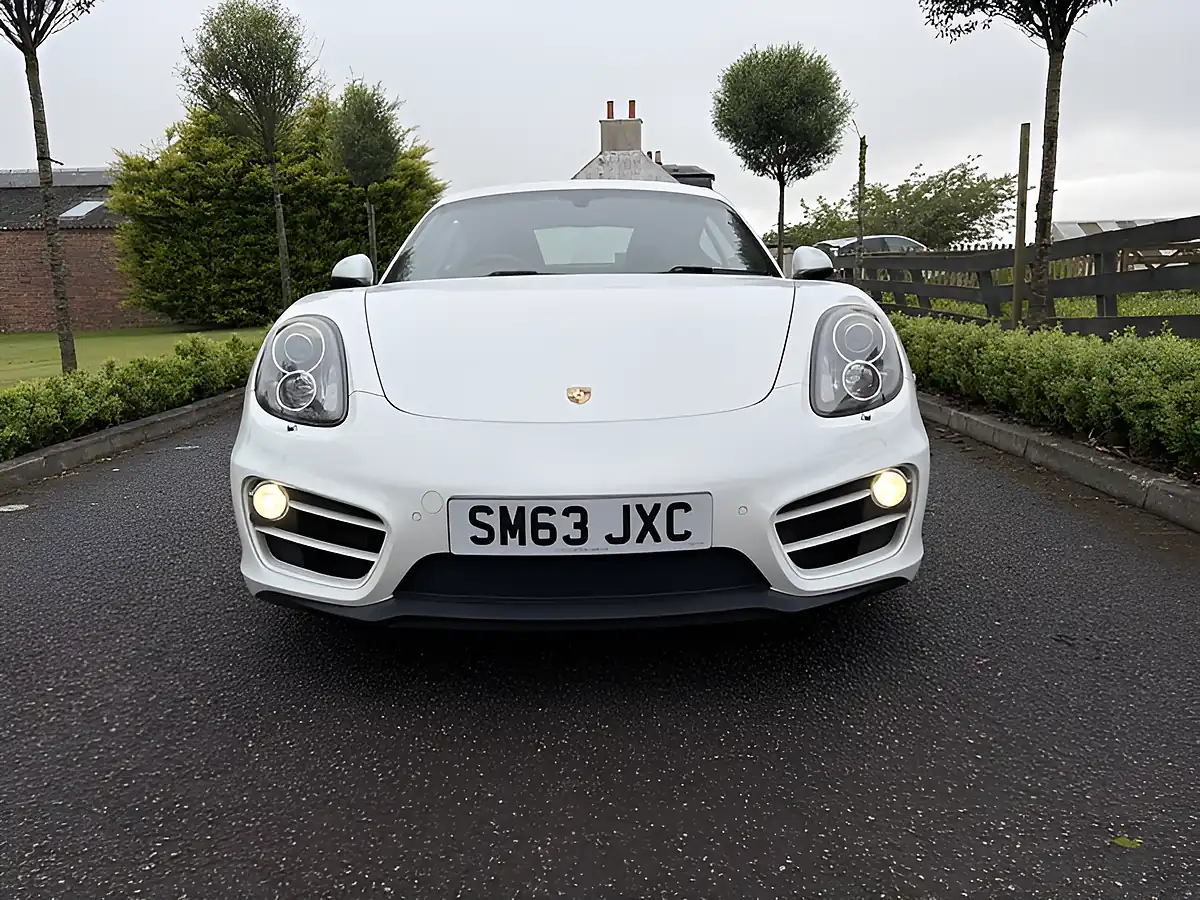 Used 2014 Porsche Cayman Carrera White - Interior and Exterior details 5