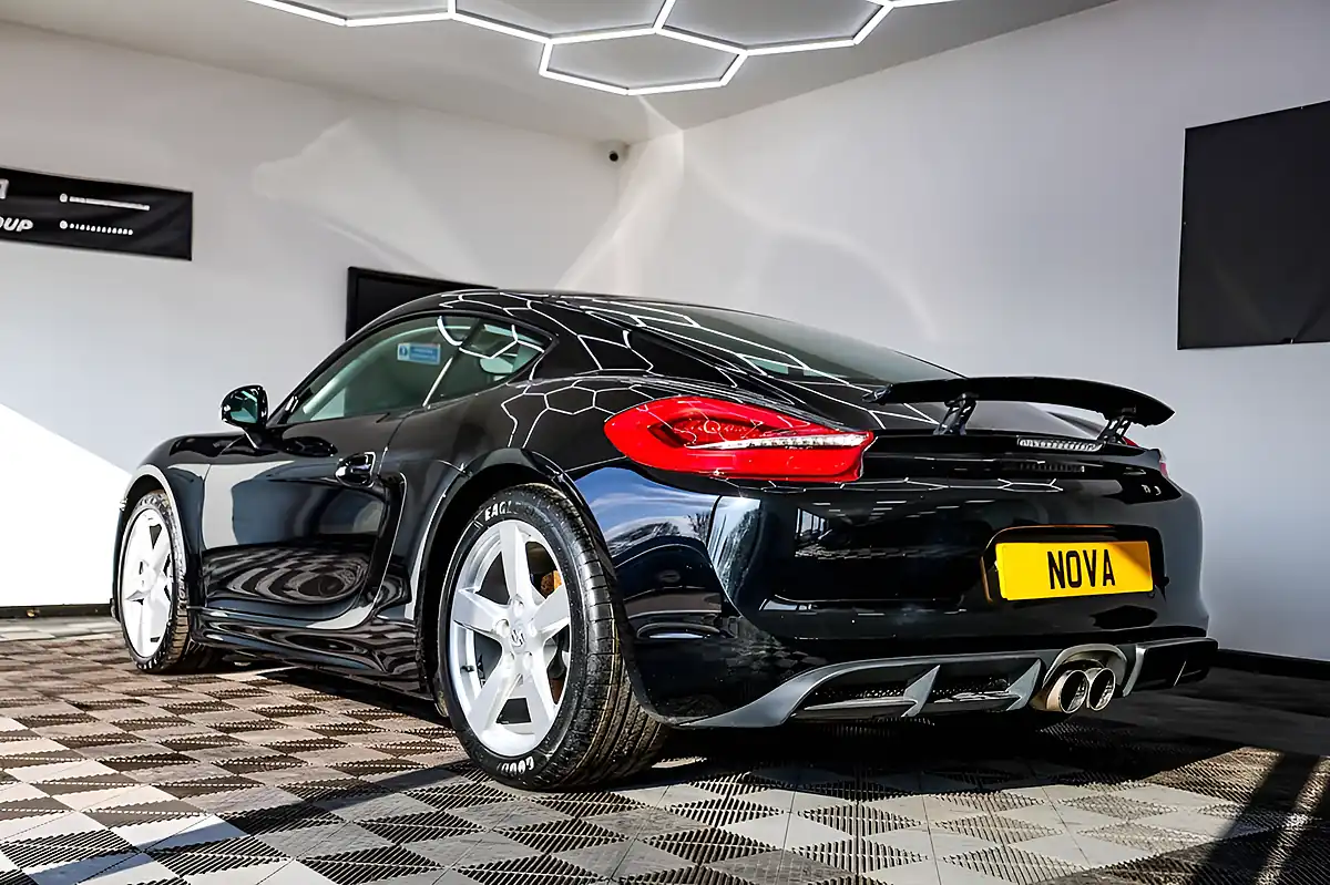 Used 2014 Porsche Cayman Coupe Black - Interior and Exterior details 12