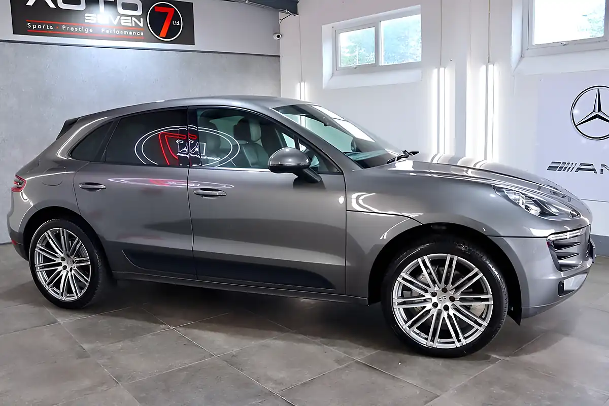 Used 2014 Porsche Macan S Agate Grey - Interior and Exterior details 10