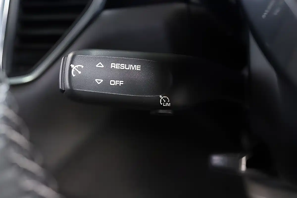 Used 2014 Porsche Macan S Agate Grey - Interior and Exterior details 14