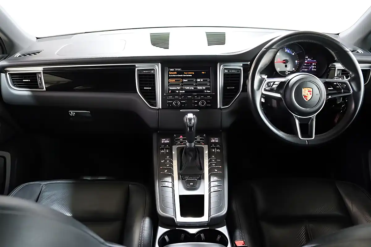 Used 2014 Porsche Macan S Agate Grey - Interior and Exterior details 3