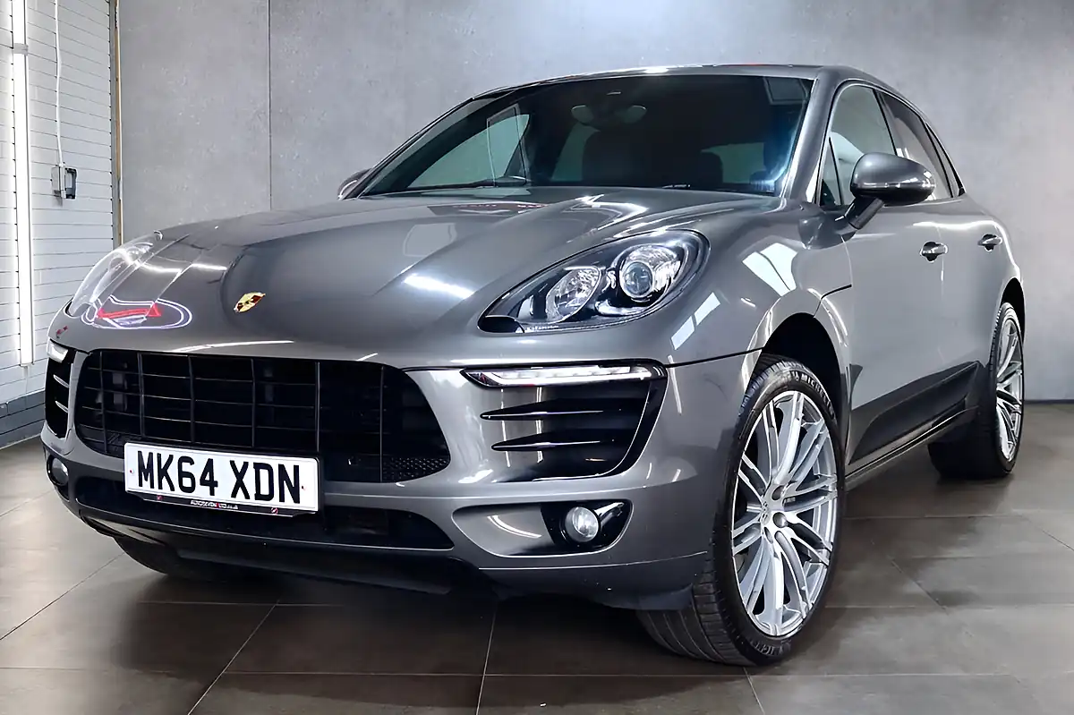 Used 2014 Porsche Macan S Agate Grey - Interior and Exterior details 7