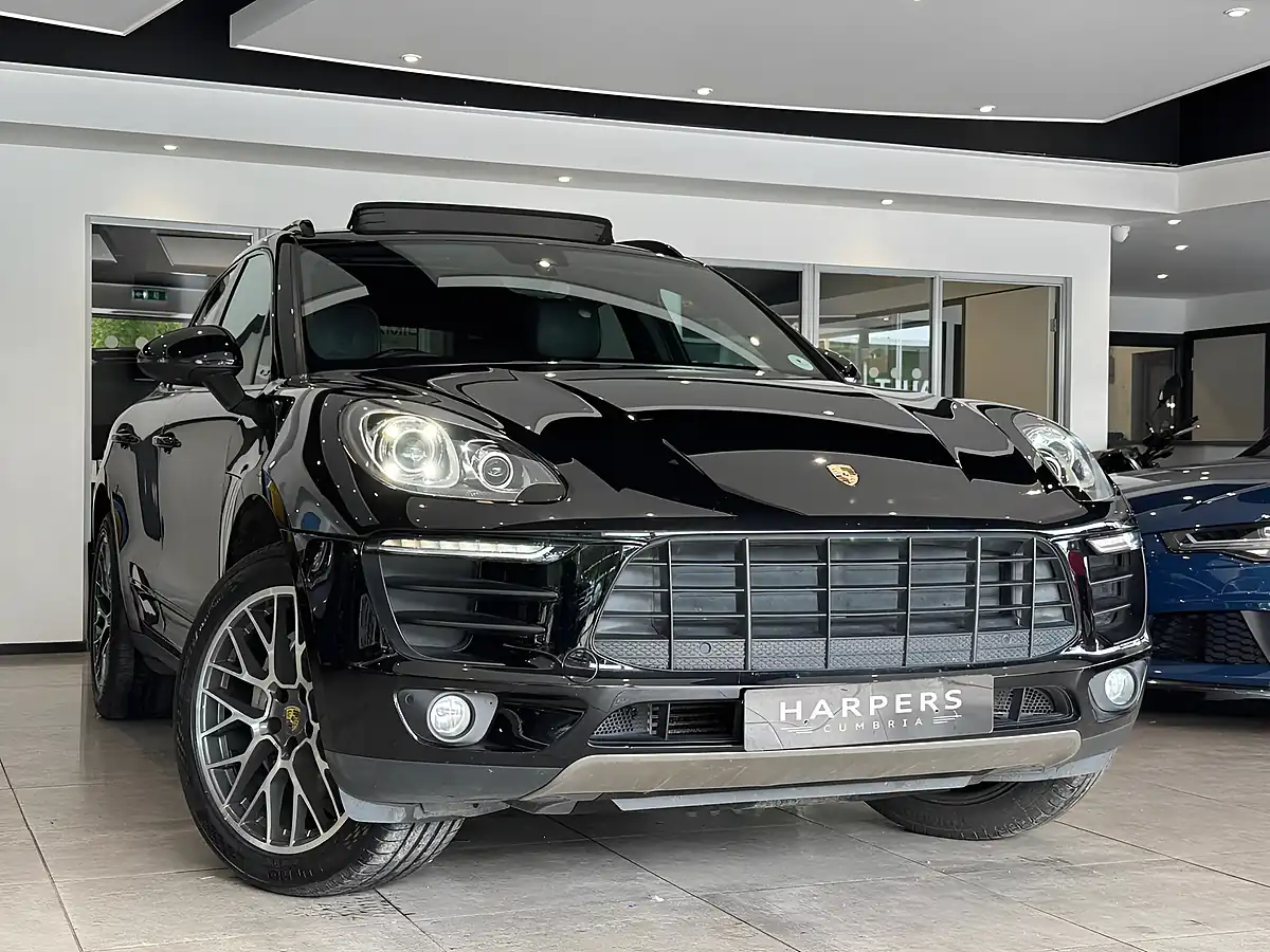 Used 2014 Porsche Macan S Black - Front View