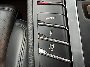 Used 2014 Porsche Macan S Black - Interior and Exterior details 16