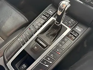 Used 2014 Porsche Macan S Black - Interior and Exterior details 17