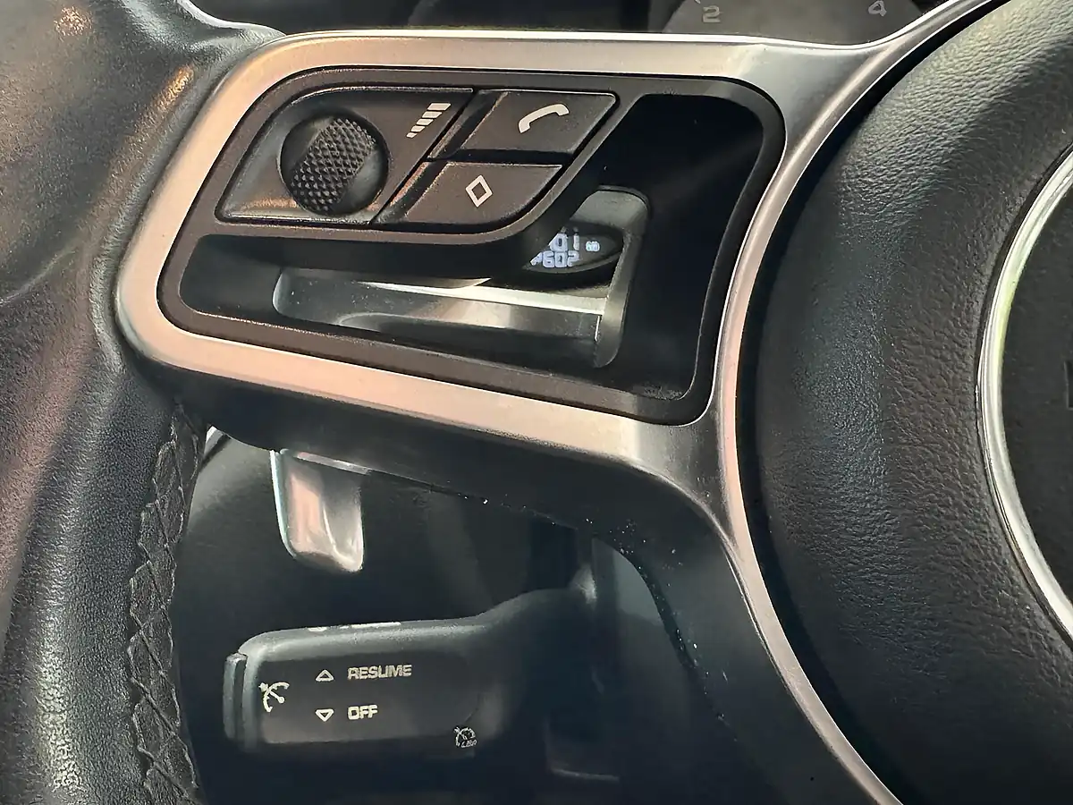 Used 2014 Porsche Macan S Black - Interior and Exterior details 20