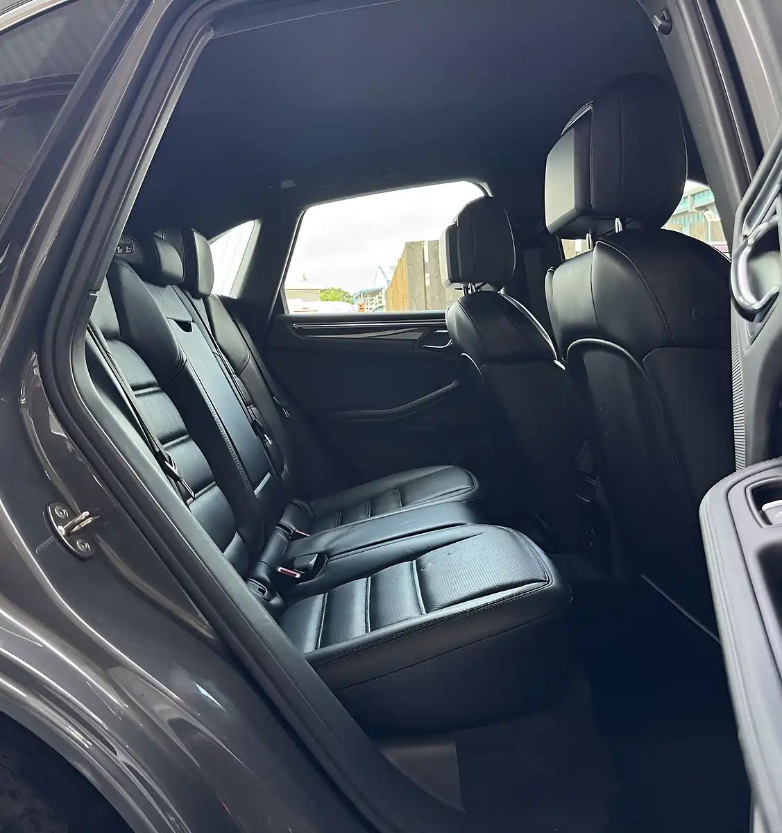Used 2014 Porsche Macan S Grey - Interior and Exterior details 12