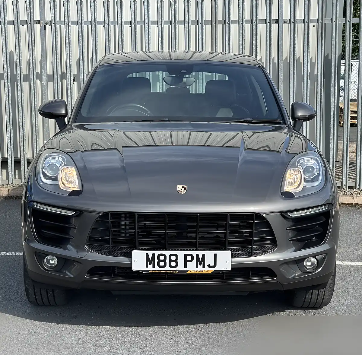 Used 2014 Porsche Macan S Grey - Interior and Exterior details 3
