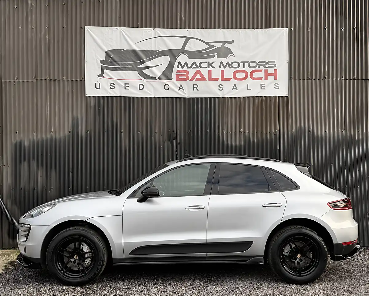 Used 2014 Porsche Macan S Silver - Interior and Exterior details 8
