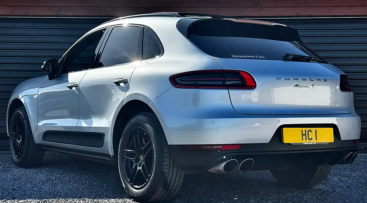 Used 2014 Porsche Macan S Silver - Interior and Exterior details 3