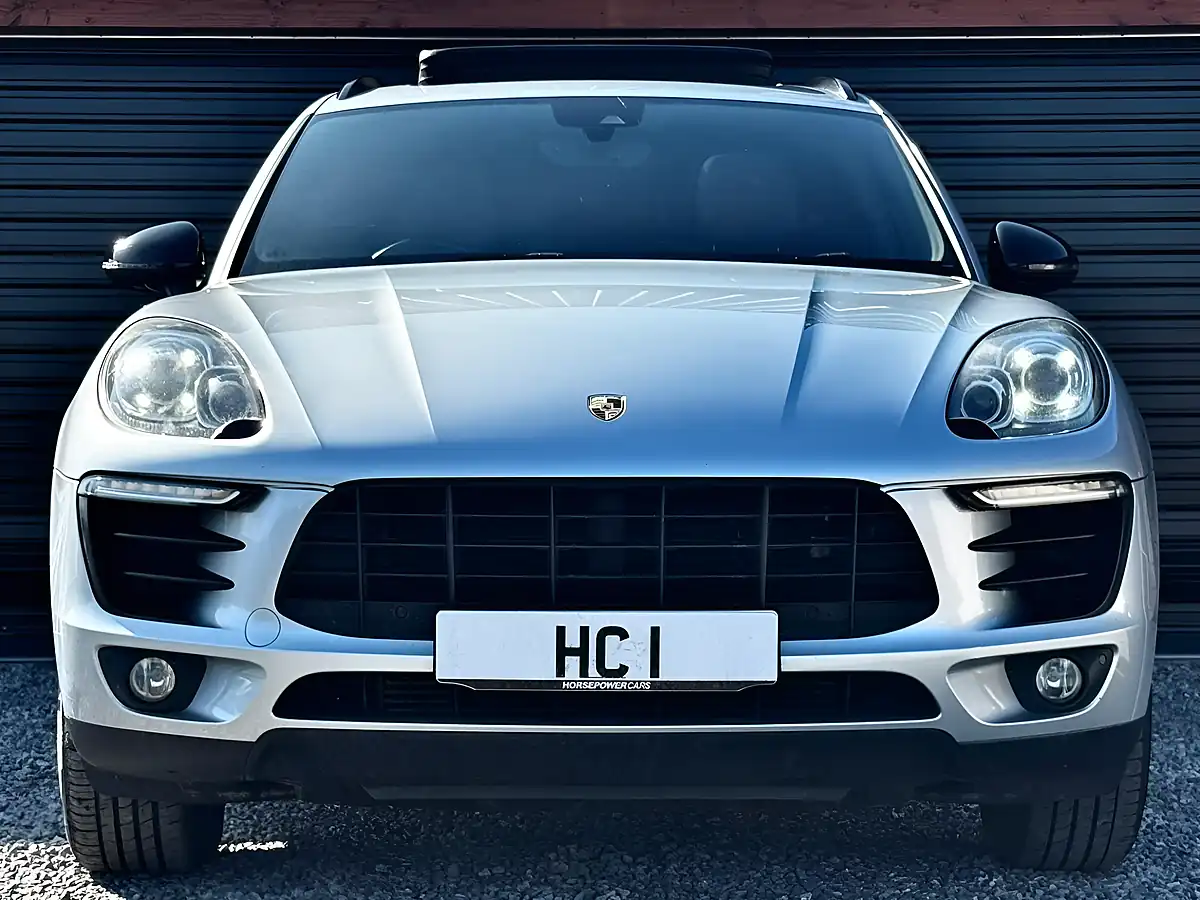 Used 2014 Porsche Macan S Silver - Interior and Exterior details 4