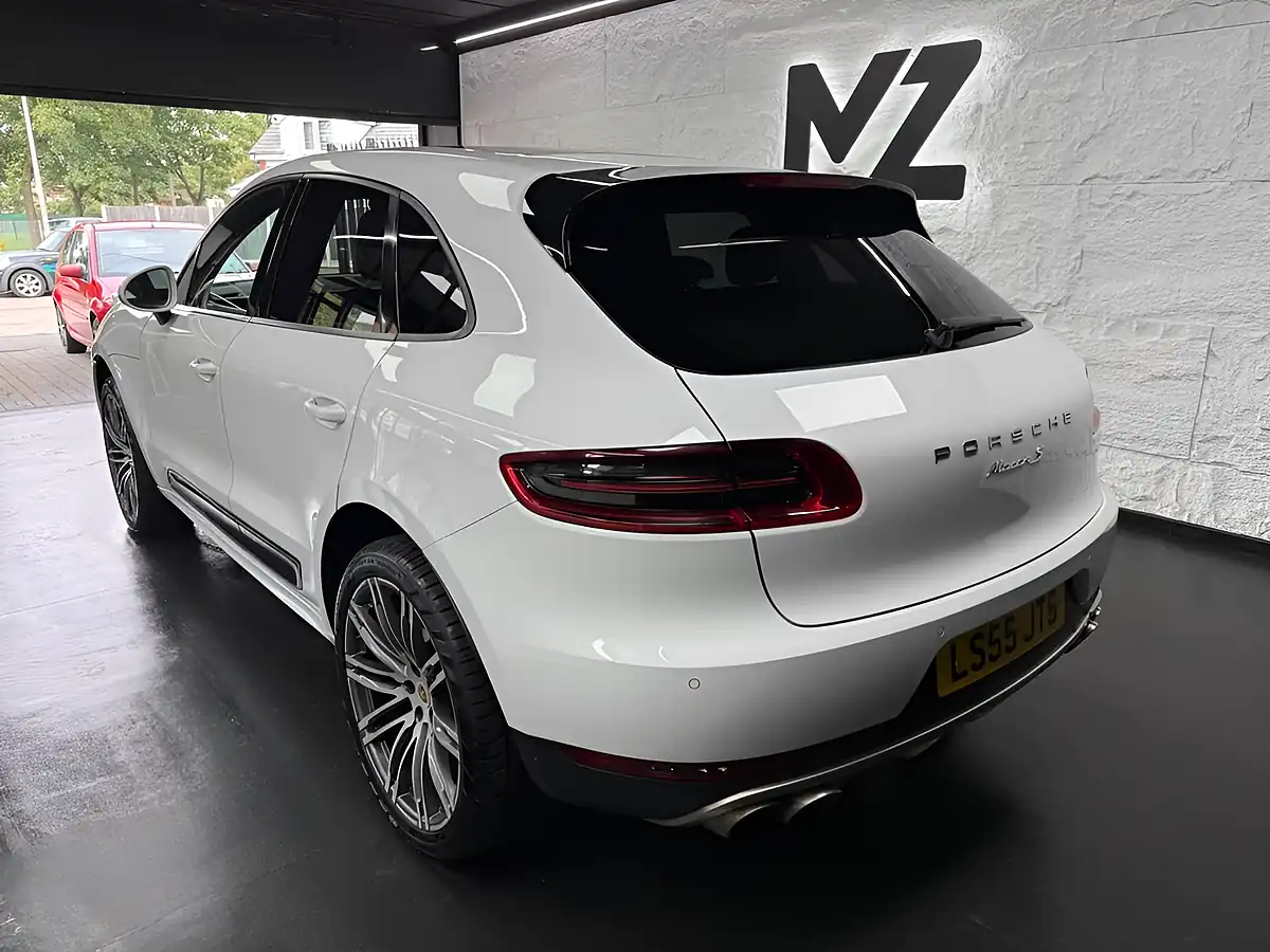 Used 2014 Porsche Macan S White - Interior and Exterior details 12