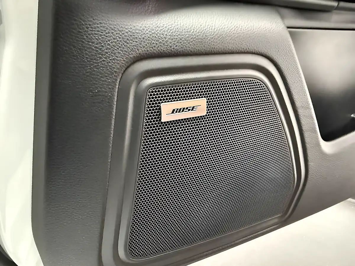 Used 2014 Porsche Macan S White - Interior and Exterior details 14