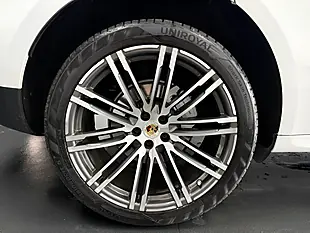 Used 2014 Porsche Macan S White - Interior and Exterior details 20