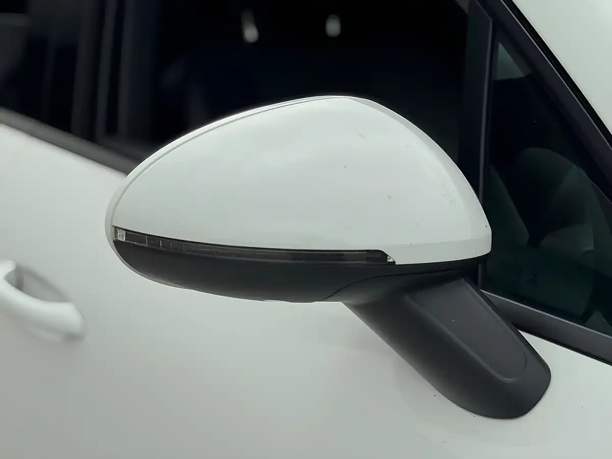 Used 2014 Porsche Macan S White - Interior and Exterior details 18