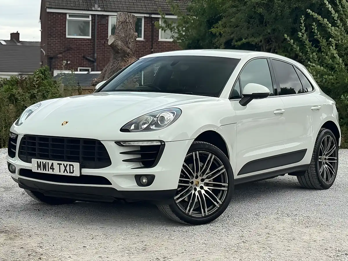 Used 2014 Porsche Macan S White - Interior and Exterior details 2
