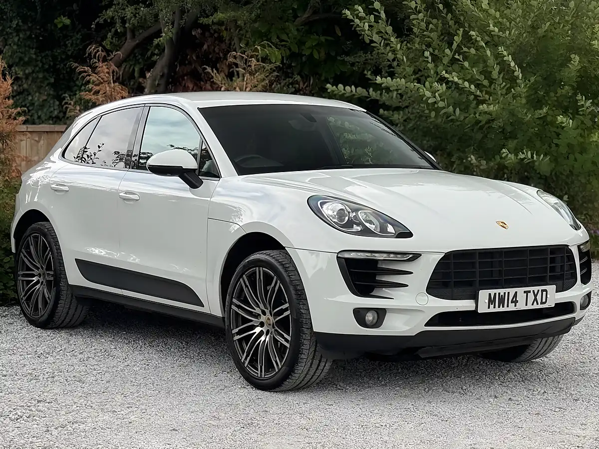 Used 2014 Porsche Macan S White - Interior and Exterior details 3