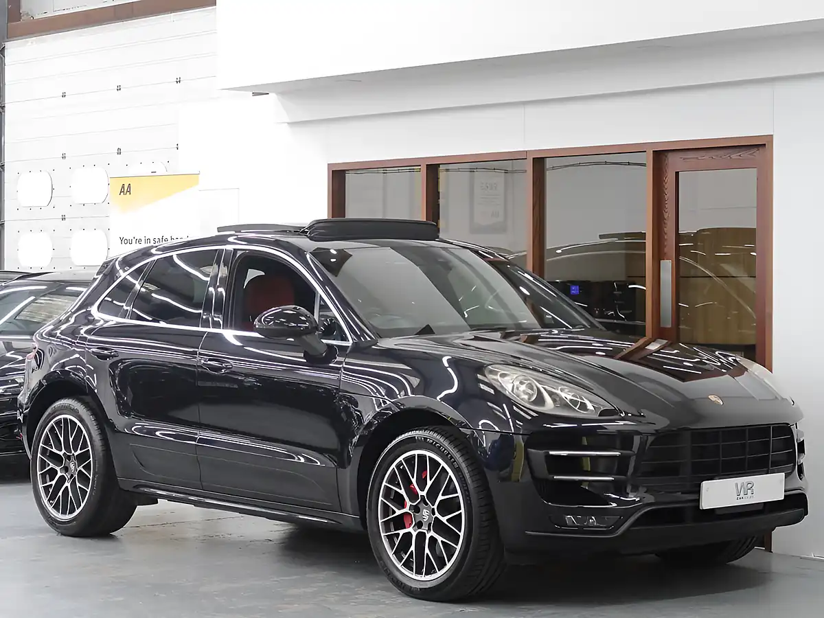 Used 2014 Porsche Macan Turbo Black - Front View