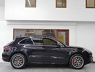 Used 2014 Porsche Macan Turbo Black - Interior and Exterior details 10
