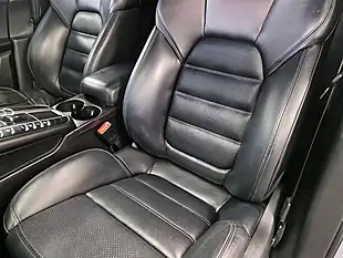 Used 2014 Porsche Macan Turbo Silver - Interior and Exterior details 14