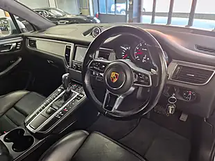 Used 2014 Porsche Macan Turbo Silver - Interior and Exterior details 17