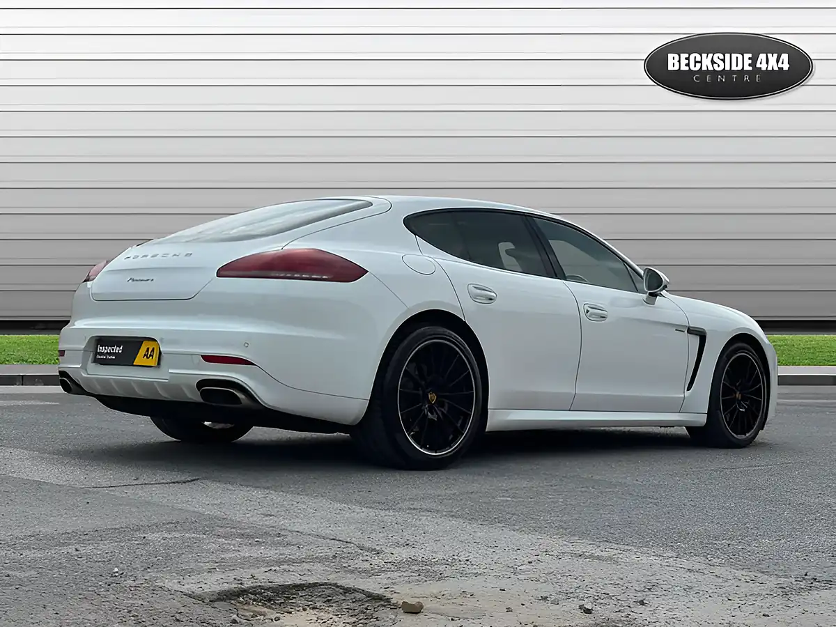 Used 2014 Porsche Panamera Panamera White - Interior and Exterior details 4