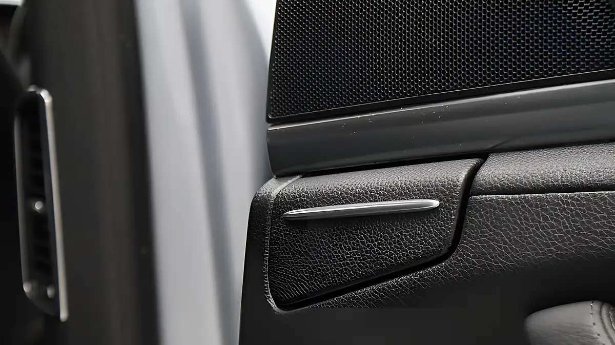 Used 2014 Porsche Panamera Silver - Interior and Exterior details 16