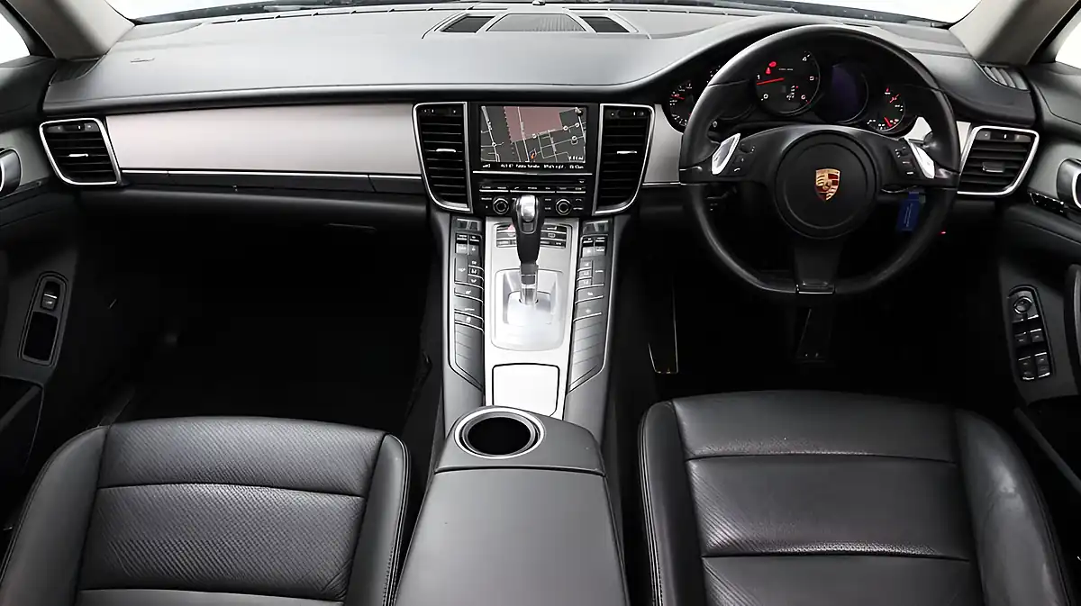 Used 2014 Porsche Panamera Silver - Interior and Exterior details 2