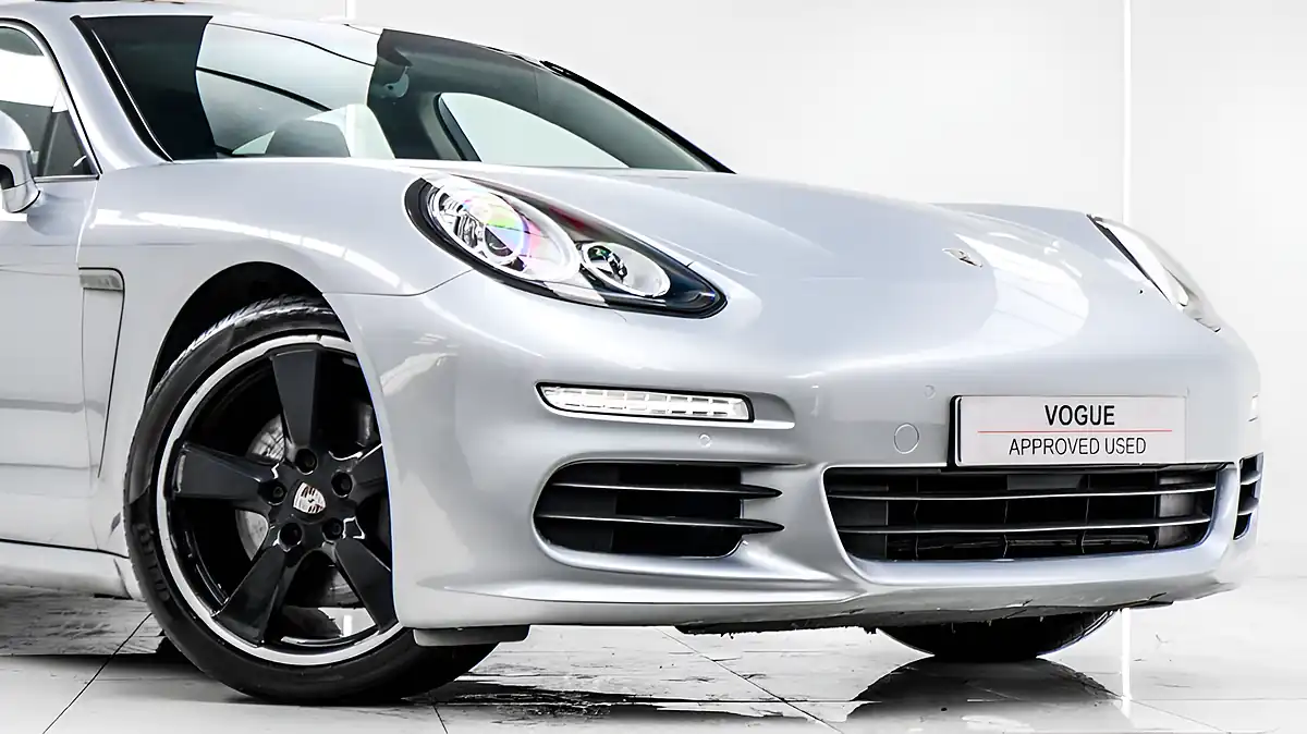 Used 2014 Porsche Panamera Silver - Interior and Exterior details 5