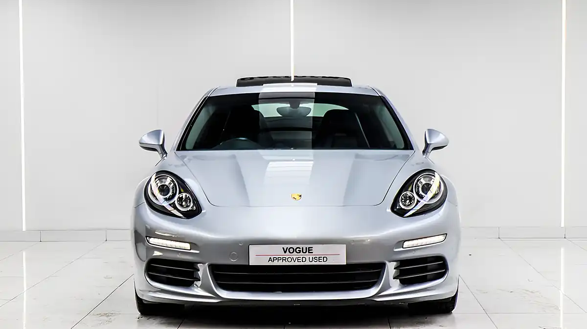 Used 2014 Porsche Panamera Silver - Interior and Exterior details 9