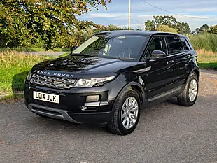 Used 2014 Range Rover Evoque Pure Pearl Black - Interior and Exterior details 4