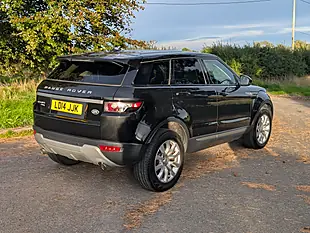 Used 2014 Range Rover Evoque Pure Pearl Black - Interior and Exterior details 9