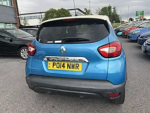 Used 2014 Renault Captur Blue - Interior and Exterior details 7
