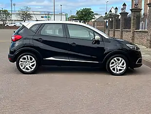 Used 2014 Renault Captur Dynamique Medianav Black - Interior and Exterior details 17