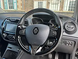 Used 2014 Renault Captur Dynamique Medianav Black - Interior and Exterior details 5