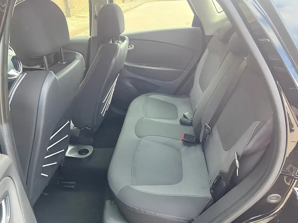 Used 2014 Renault Captur Dynamique Medianav Black - Interior and Exterior details 7