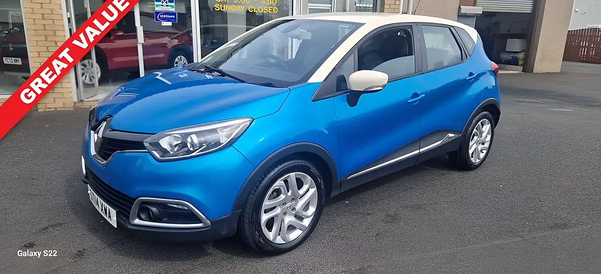 Used 2014 Renault Captur Dynamique Medianav Blue - Front View