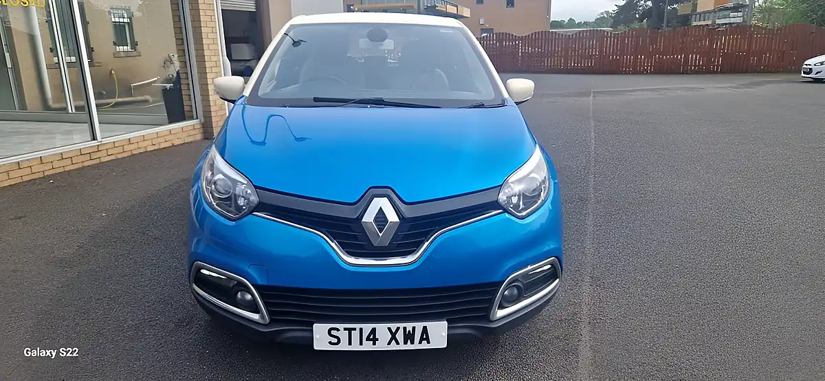 Used 2014 Renault Captur Dynamique Medianav Blue - Interior and Exterior details 3