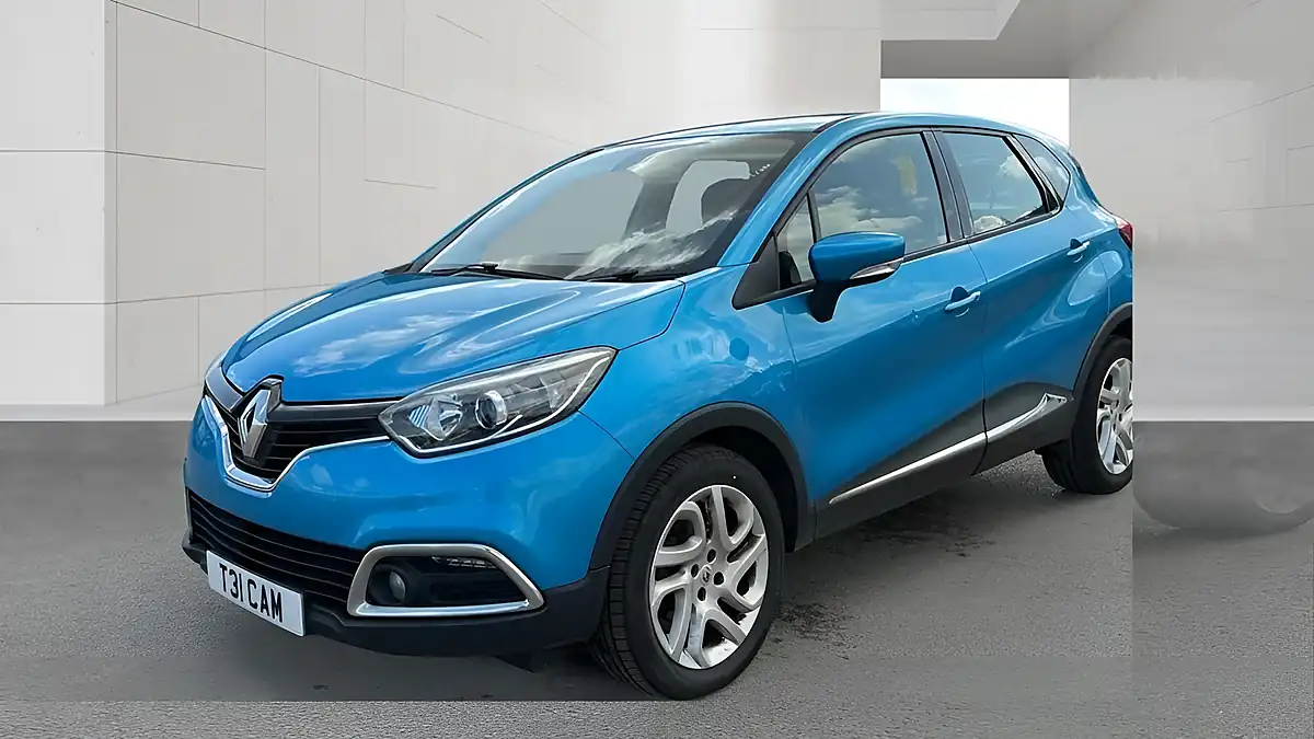 Used 2014 Renault Captur Dynamique Medianav Blue - Interior and Exterior details 2