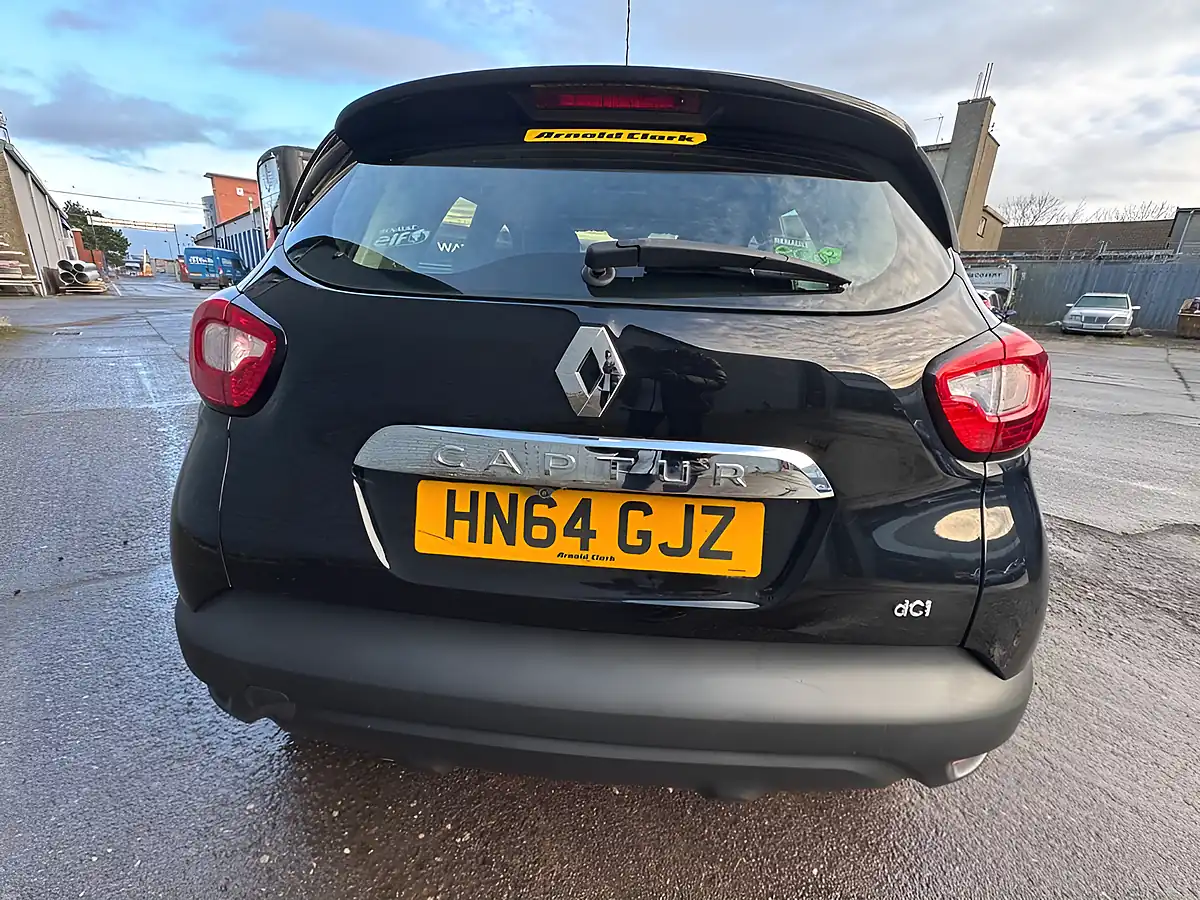 Used 2014 Renault Captur Dynamique Medianav Energy Black - Interior and Exterior details 12