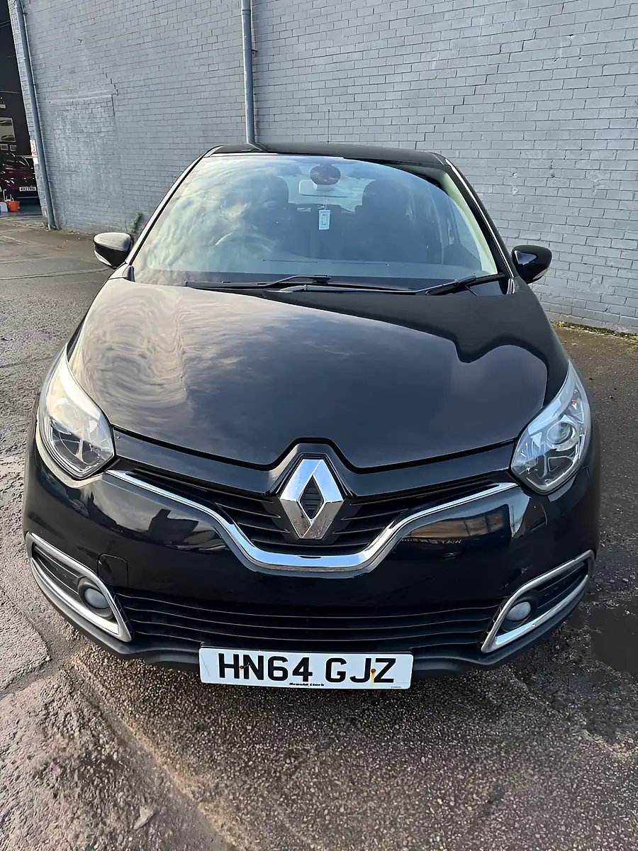 Used 2014 Renault Captur Dynamique Medianav Energy Black - Interior and Exterior details 3