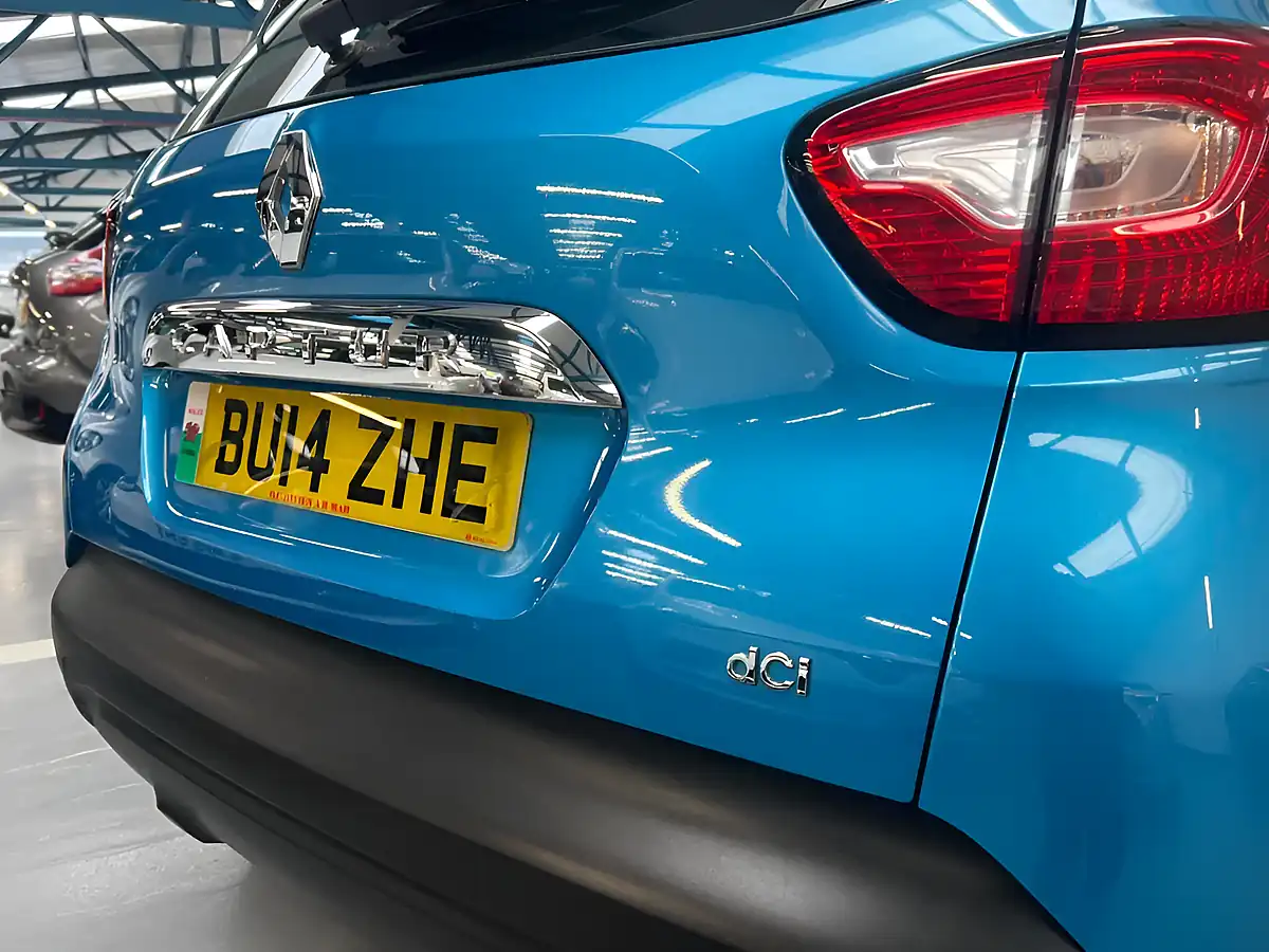 Used 2014 Renault Captur Dynamique Medianav Tahoe Blue - Interior and Exterior details 15