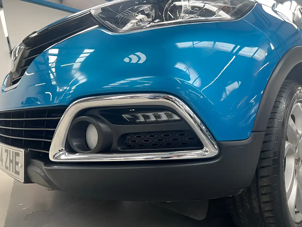 Used 2014 Renault Captur Dynamique Medianav Tahoe Blue - Interior and Exterior details 17