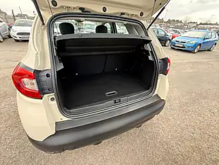 Used 2014 Renault Captur Dynamique Medianav White - Interior and Exterior details 13