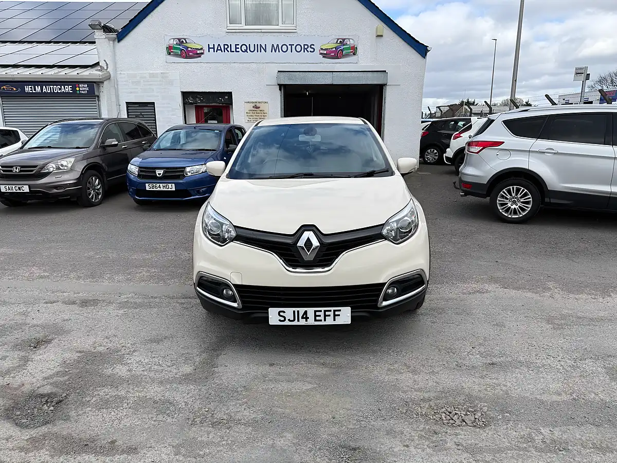 Used 2014 Renault Captur Dynamique Medianav White - Interior and Exterior details 2
