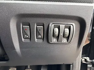 Used 2014 Renault Captur Dynamique S Medianav Black - Interior and Exterior details 14